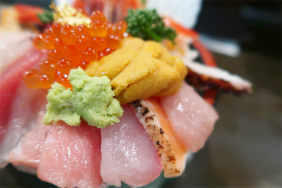 日本海の代表的な魚の１つノド黒