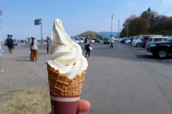 牧場ソフトクリーム