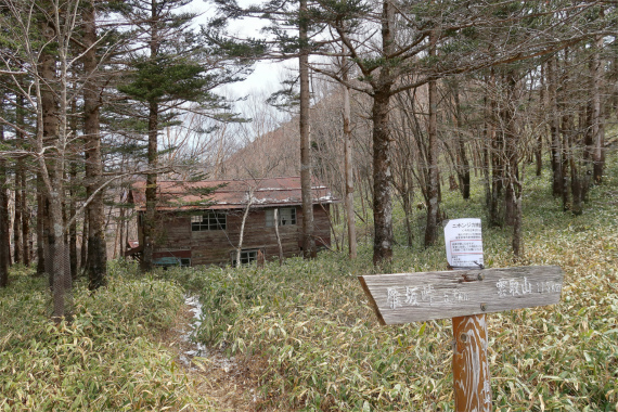 避難小屋扱いになっている雁峠山荘