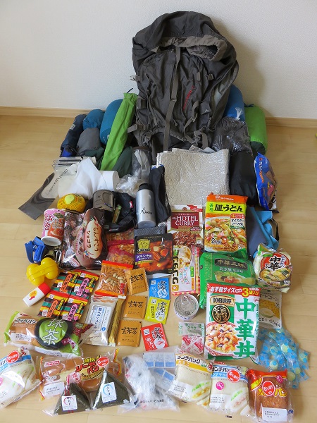 f:id:aohige0718:20190516160017j:plain 2泊3日のテント泊登山荷物パッキング