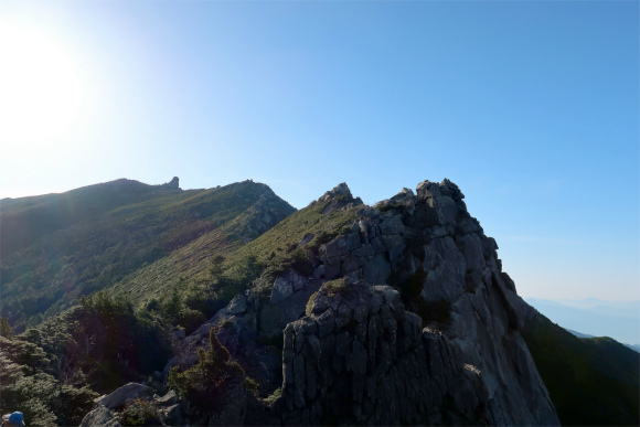 金峰山への登山ルート五丈石、金峰山景色