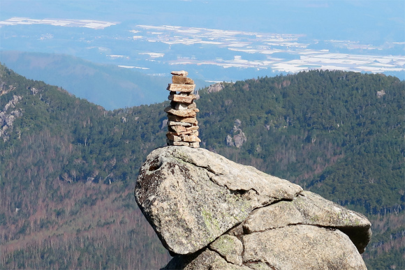 金峰山小屋ケルン