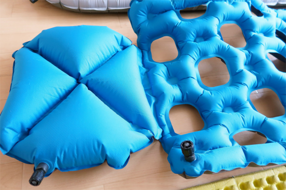 クライミットイナーシャオゾンエアー式枕付いている