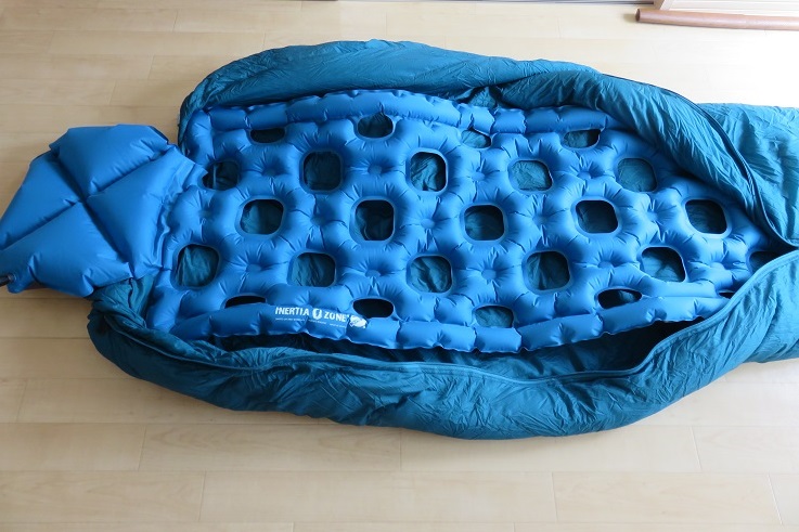 登山用寝袋マットクライミットイナーシャオゾン