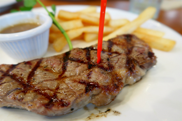 リブロースステーキ焼き加減はレアー