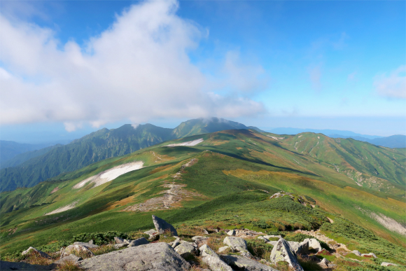 飯豊連峰最高峰の大日岳