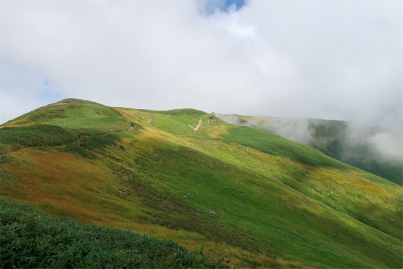 下山を始めると天気が回復