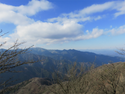 丹沢山と丹沢三峰風景