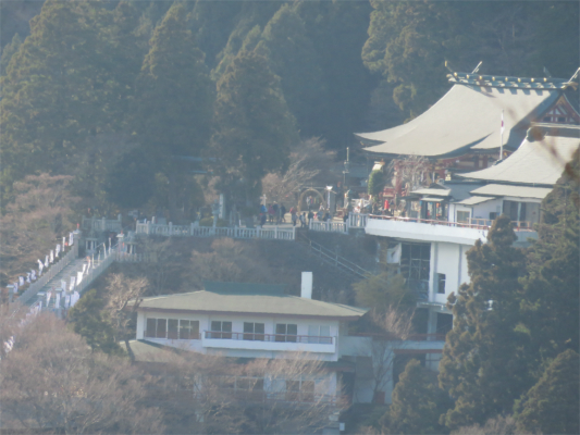 大山下社は多くの参拝者