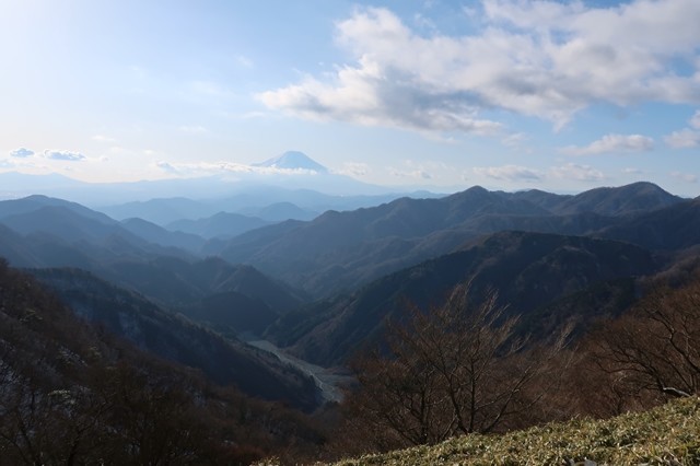 ユーシン渓谷と、山深い丹沢の奥