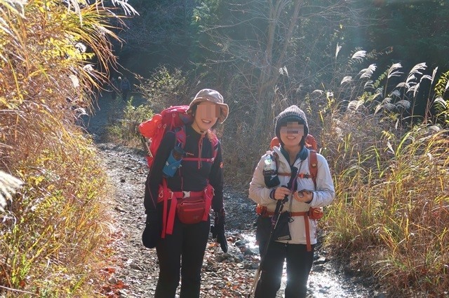 f:id:aohige0718:20191216214623j:plain 丹沢登山オフ会参加者