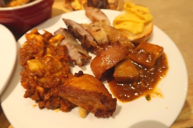 ブッフェザフォレストで食べたランチブッフェ肉料理