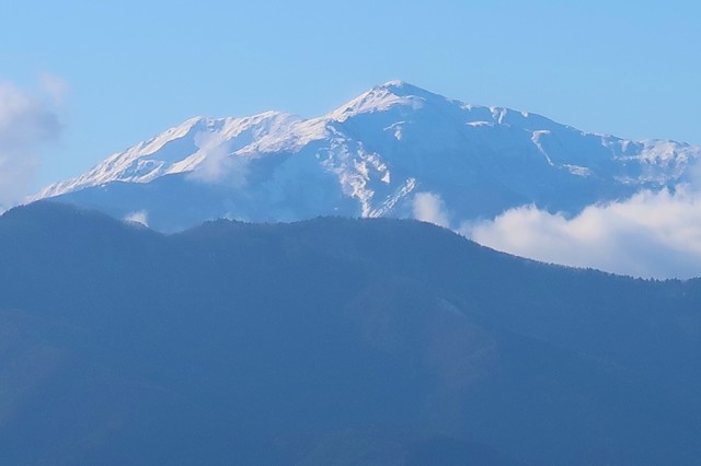 中之倉峠西側方面南アルプス景色