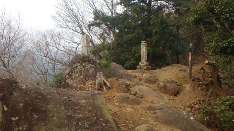 鐘ヶ岳景色が開けて眺望が良い