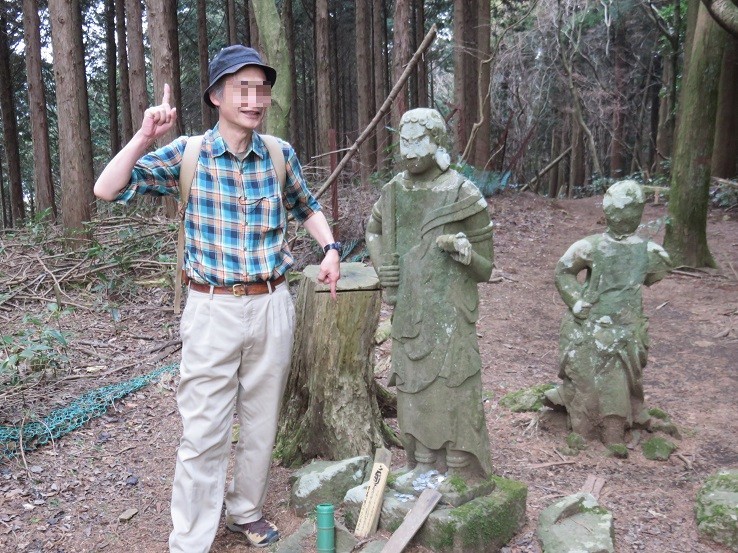 突然鐘ヶ岳の山頂で叫びだした登山者