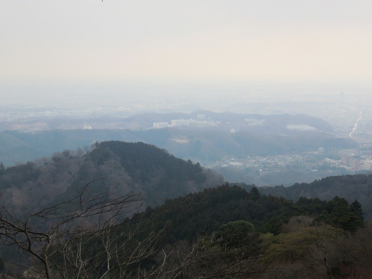 下弁天から鐘ヶ岳・広沢寺温泉方面