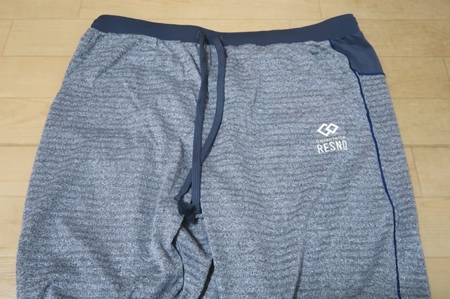 コラントッテ磁気ウェアのパンツアップの様子