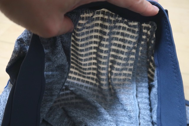 パンツの生地も通気性が良い