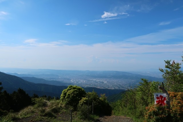 花立山荘から見る大倉方面景色