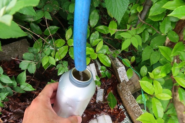 大倉高原山の家の水場水量