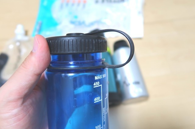 f:id:aohige0718:20200918221410j:plain モンベルの水筒人気モデルも経年劣化する