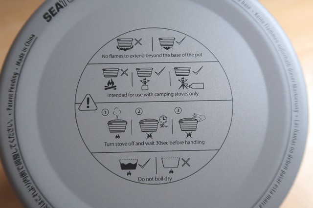 鍋底に使用できる火器類についての注意記載がある