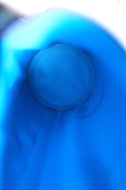 f:id:aohige0718:20201103234123j:plain HydroFlask(ハイドロフラスク)水筒入れ内部