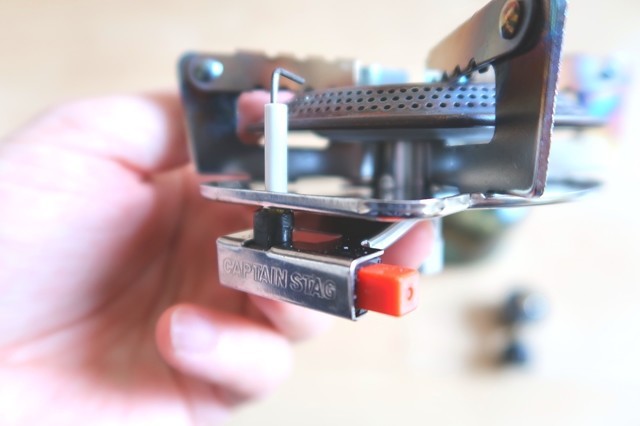 キャプテンスタッグシングルガスバーナーの自動点火装置