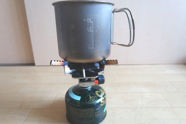 スノーピークチタントレック900とキャプテンスタッグガスバーナー