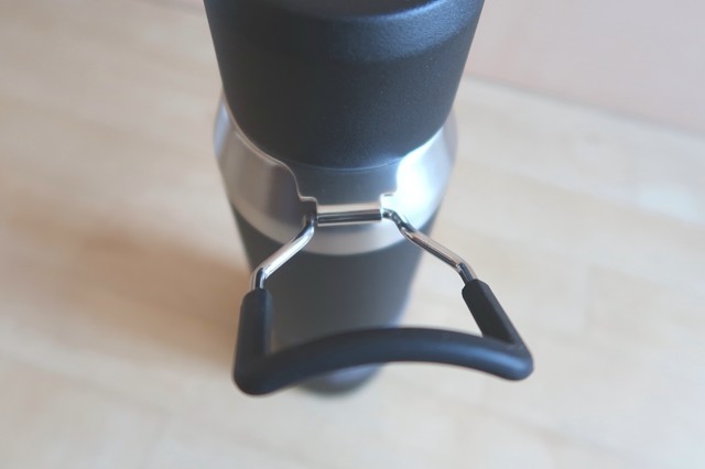 スタンレー水筒のＤリング角度操作