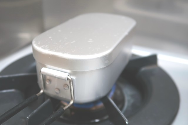 弱火にして炊飯