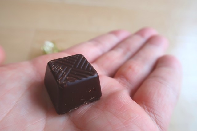 ハイカカオチョコレート７０％の味と苦さ