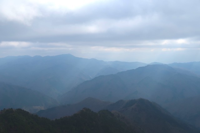 禿岩から大菩薩嶺景色