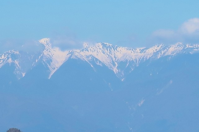 三つ峠山開運山から南アルプスの山々景色