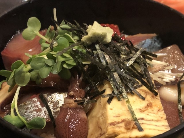 海風亭海鮮丼ランチのボリューム