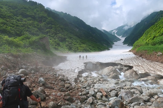 石転びの出合にいた３人組の登山パーティー