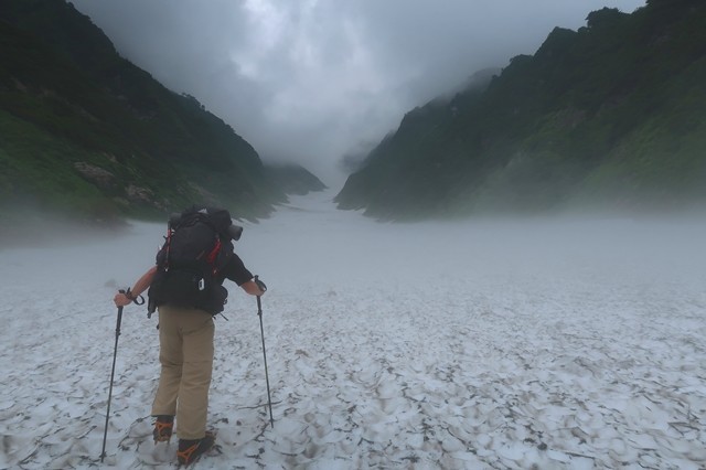 石転び沢雪渓ルートの傾斜