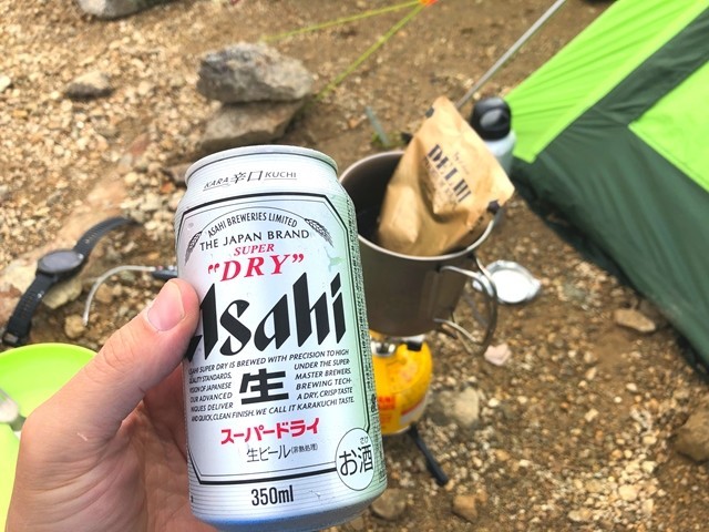 御西小屋で購入したビール