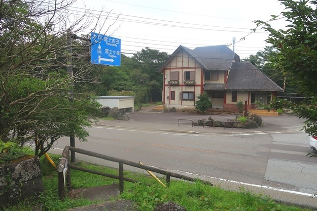 割石峠県境バス停