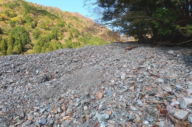 蛭ヶ岳南尾根ルート土砂崩れ