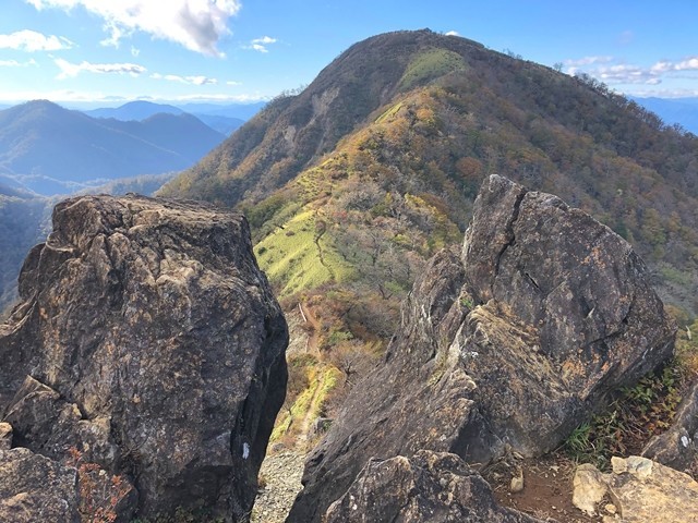 鬼ヶ岩