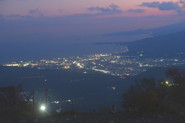 小田原、真鶴半島方面の夜景