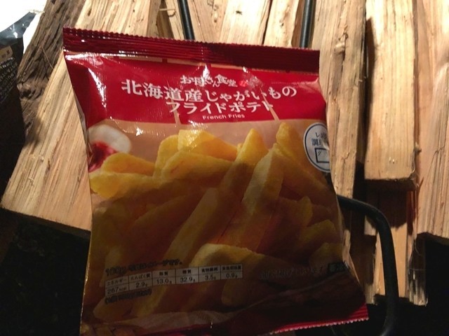 キャンプ料理にフライドポテト