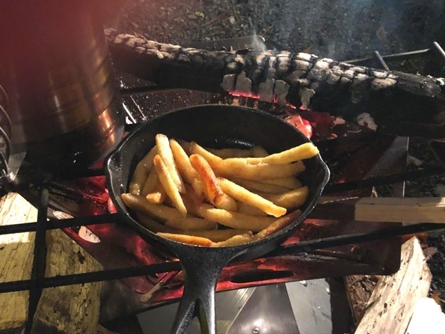 キャンプで作ったフライドポテト