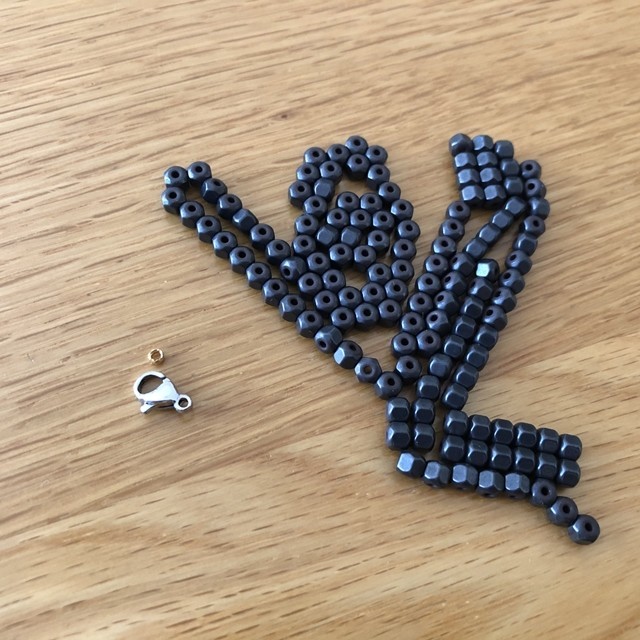 コラントッテネックレス修理のやり方！必要な道具と修理時間の詳細