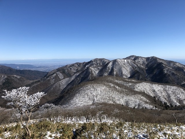 七人山、御在所岳景色