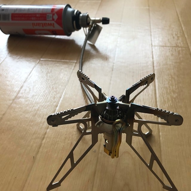 ＯＤ缶対応のガスバーナーにガスを供給し着火