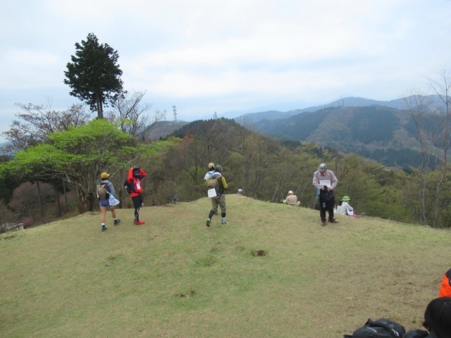 堂平山山頂の混雑