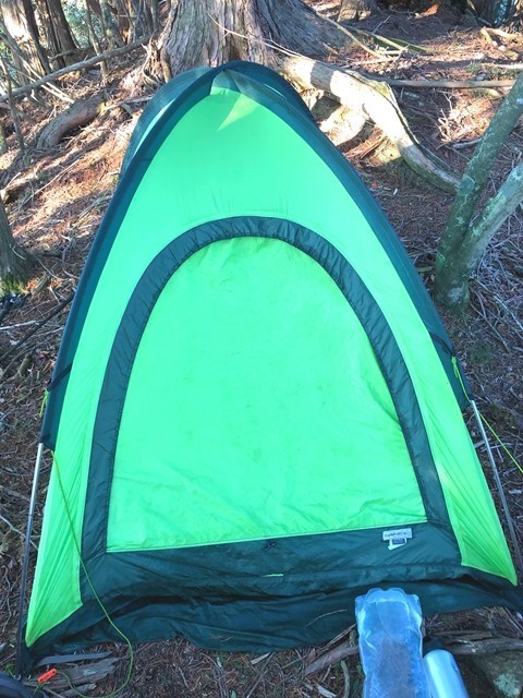 台高山脈縦走ビバークの様子