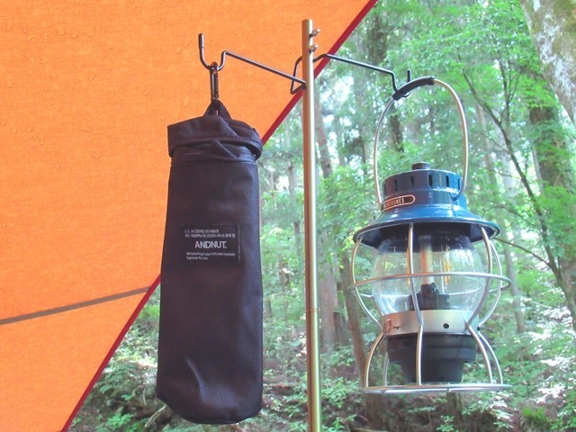 実際にキャンプでカトラリーケースを使った様子